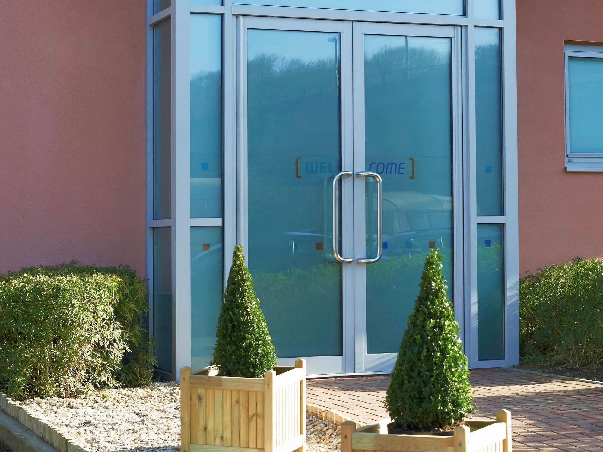 Ibis Budget Newport Εξωτερικό φωτογραφία